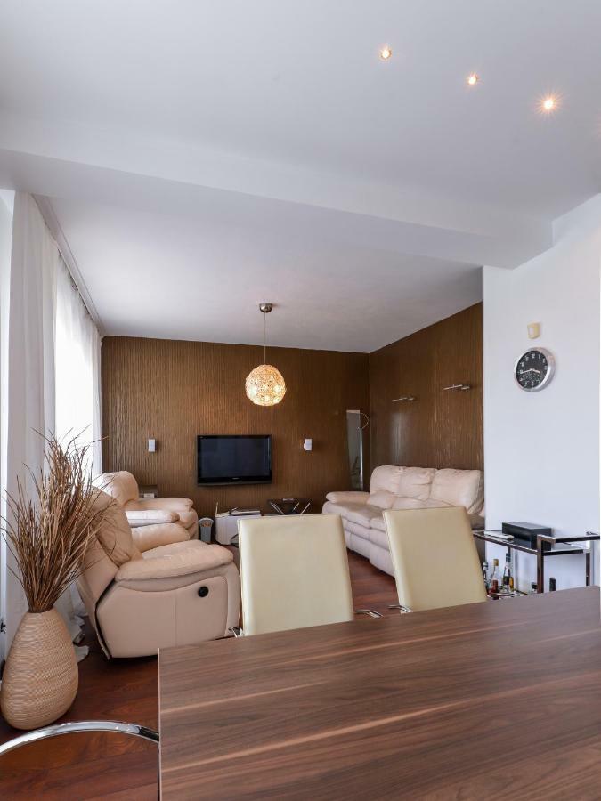 Super Premium Two Bedroom Suite On Vitosha Boulevard Sofia Extérieur photo